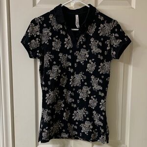 🌷3 for$25🌷U.S.Polo Assn, US S, Black & Grey Floral Cap Sleeve Polo Shirt